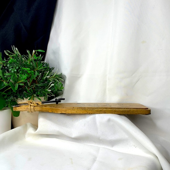 Home Essentials and Beyond “Wine a Little Laugh a Lot” cheese board & spreader - Picture 7 of 8